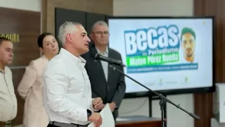 Antioquia Governor's Office launches Mateo Pérez scholarships in honor of murdered young journalist