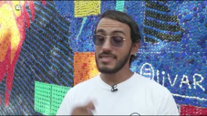 Elaboran una versión de la Gioconda con 100.000 tapas de plástico en El Salvador