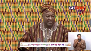 Нефтеперерабатывающий завод в Теме возобновил работу! - Президент Махама