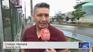 LA COMUNIDAD - LOS TRANSEÚNTES PIDEN QUE SE REPONGAN LAS TAPAS DEL CABLEADO SOTERRADO