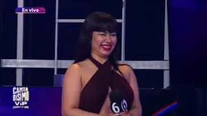 Robertita obtiene un 10 cantando como Selena | Cantadísimo VIP