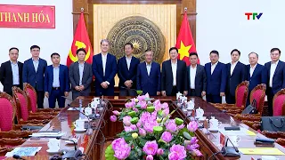 Secretary of the Provincial Party Committee Le Duc Thai meets with leaders of Japan's Sumitomo Co...