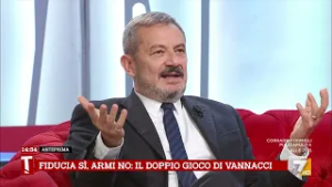 Buccini: "Vannacci è un furbacchione all'italiana"