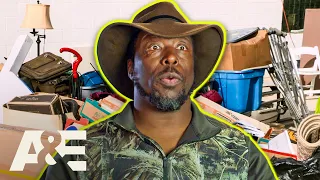 Ivy Scores a $2,315 Miscellaneous Locker | Storage Wars | A&E