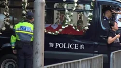 朱振國靈柩蓋上特區區旗　到長沙灣分區警署道別後安葬浩園