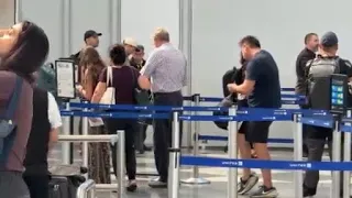 Millions of travelers move through Chicago airports this Labor Day weekend