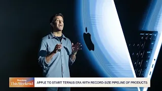 Apple Bets on Foldable iPhone Under New CEO