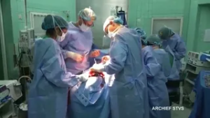 Minister Misiekaba bespreekt samenwerking met Cubaanse ambassadeur