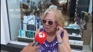 Luisa, ceutí de 90 años, cuenta por qué sus hijos no le dejan salir a la calle sola