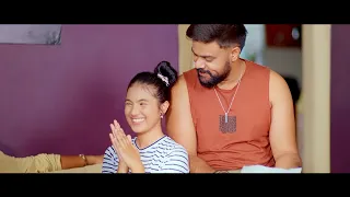 අද අයියලා ටික නාවන්න යන්නේ 😂