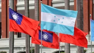 Las becas al extranjero siempre han sido acaparadas por Políticos, Militares y Periodistas