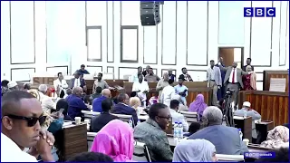 Waxaan soo jeedinaynaa in ajandaha kulanka lagu daro ka doodista xaalada amni iyo dhaqaale ee dalk