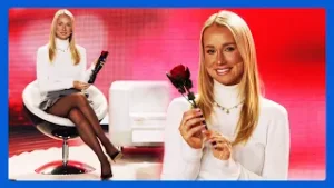 Monika präsentiert eine Rose für die Ewigkeit als Valentinstags-Geschenkidee @PEARL-TV