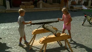 Középkori dallamok és boszorkányos programok