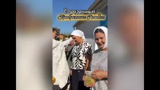 Orthodox Christians in Kazakhstan celebrate Apple Spas