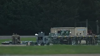 Esplosivi nei pressi di una base USA nel Regno Unito: 5 arresti e cittadini evacuati