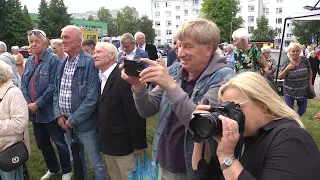 Odsłonięto pierwszy w Radomiu mural poświęcony pamięci księdza Kotlarza