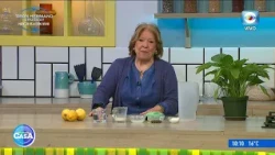 A Homemade Mixture for Watering Indoor Plants