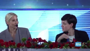 MALIKA AYANE: "Voterò per il REFERENDUM, c'è un motivo se POLITICA e MAGISTRATURA sono separate"