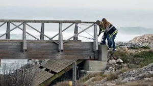 Tragedia en en Santander: cinco jóvenes muertos y otro desaparecido tras colapsar una pasarela