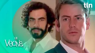 Cheo lies about getting back together with Sara to push Antonio away | La vecina 33 1/2 | tlnovelas