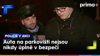 Podezřelý muž obchází zaparkovaná auta | Policie v akci