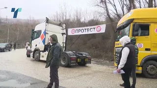 Превозниците во комуникација со Владата - ќе има ли блокада на границите?
