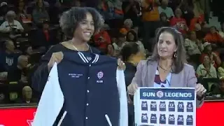 Sun close out Connecticut tenure with win as fans say goodbye