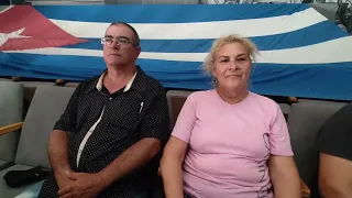 Exchange between Prime Minister Manuel Marrero Cruz and his constituents in the municipality of G...