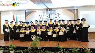 WISUDA SEKOLAH LANSIA BUKTI SEMANGAT BELAJAR DI USIA SENJA