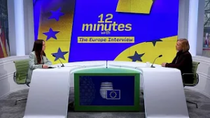 Финский министр критикует массовую легализацию мигрантов в Испании