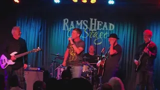 Artemis II commander meets Freddy Jones Band