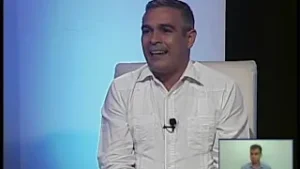 Panel informativo educación preuniversitaria