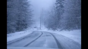 Πυροσβεστική Υπηρεσία Σερρών: Απεγκλώβισε όχημα με 4 επιβάτες που κατέβαινε από τον Λαϊλιά