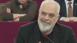 A do t’i heqë Kuvendi imunitetin Ballukut, Rama kujton forcën e kartonit të PS