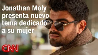 Singer Jonathan Moly prepares his new EP and presents his track "Después de las 10"