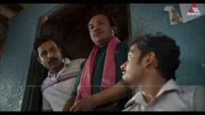 "നമ്മളും കുറെ ടൂർ പോയതല്ലേ ..ഒരു ഫോട്ടോ എങ്കിലും കൈയിലുണ്ടോ..?"