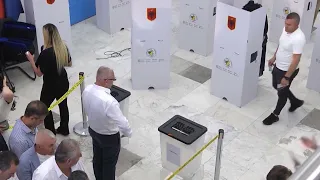 Klan News - Zgjidhen anëtaret e rinj të Kryesisë së PD-së