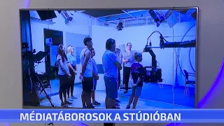 Médiatáborosok a stúdióban