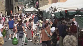 August Antique Fair, a good start