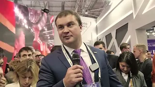 Губернатор Омской области представил достижения региона на выставке «Россия»