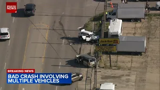Serious crash prompts large emergency response in Waukegan