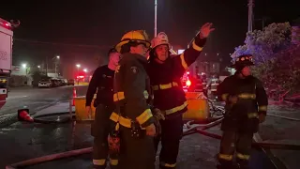 INCENDIO ARRASA CON 5  GALPONES EN ZOFRI Y FISCALÍA INVESTIGARÁ SU ORIGEN