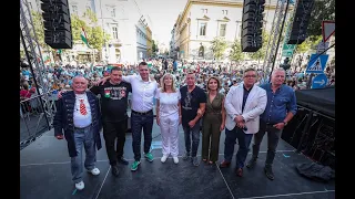 A Terror Háza jövőjéért demonstráltak az Andrássy úton - HírTV
