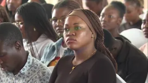 Правительство предупреждает, что злоупотребление наркотиками угрожает миру и развитию.