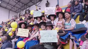 Gobierno impulsa créditos Violeta para fortalecer emprendimientos de mujeres