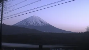 西湖ライブカメラ タイムラプス映像（2026年2月23日） 提供：UTYテレビ山梨