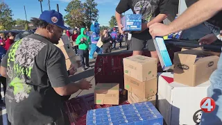 Huddle for Hunger raises 70,626 pounds of food for families in need