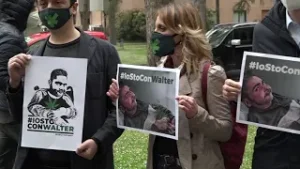 Annaffiava la cannabis per Walter De Benedetto, assolto in appello l'amico