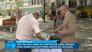 TRE-PB brings voting machine to downtown João Pessoa to guide voters before election day